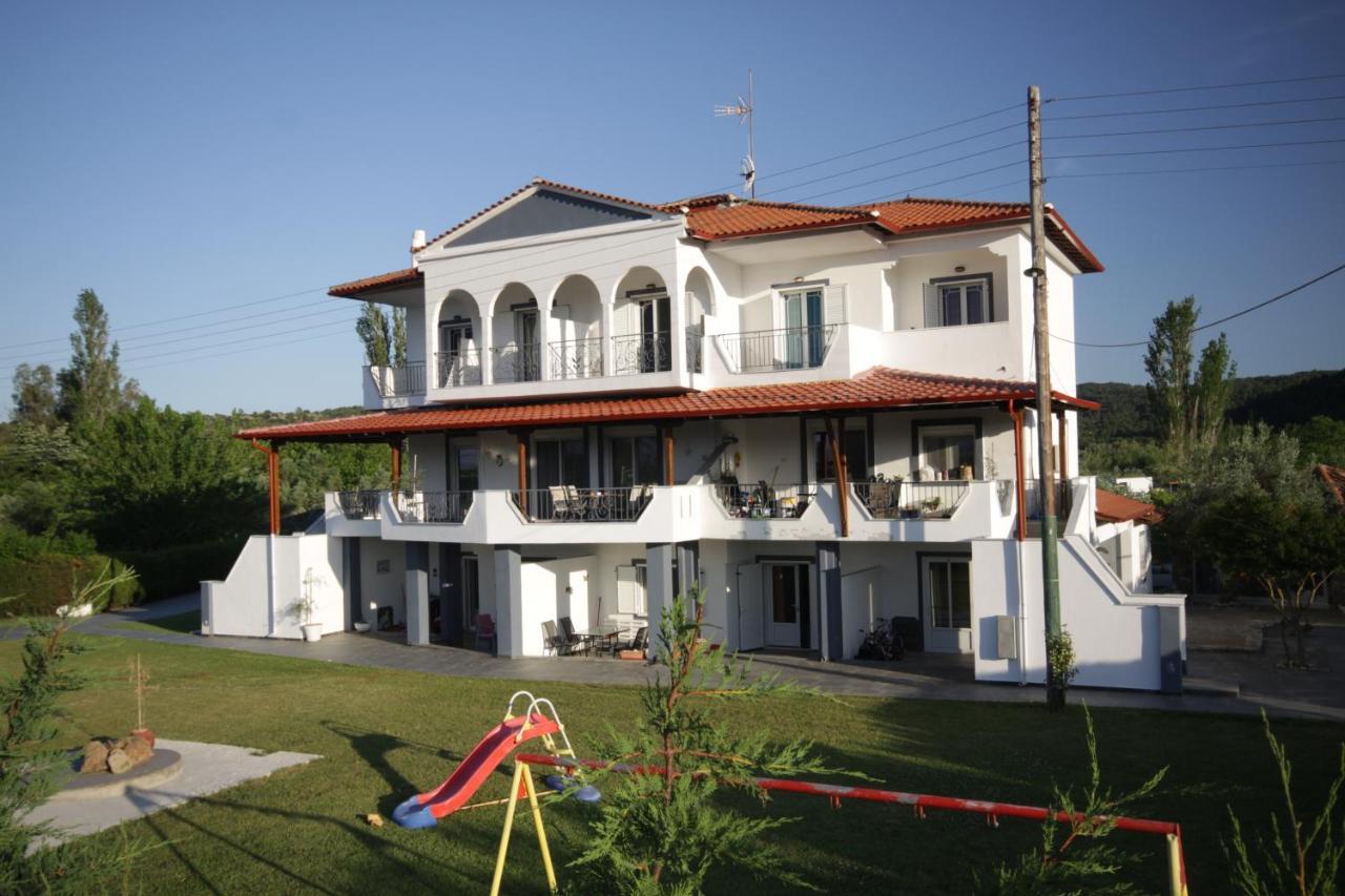 Zephyros Family Apartments Ormos Panagias Exterior foto