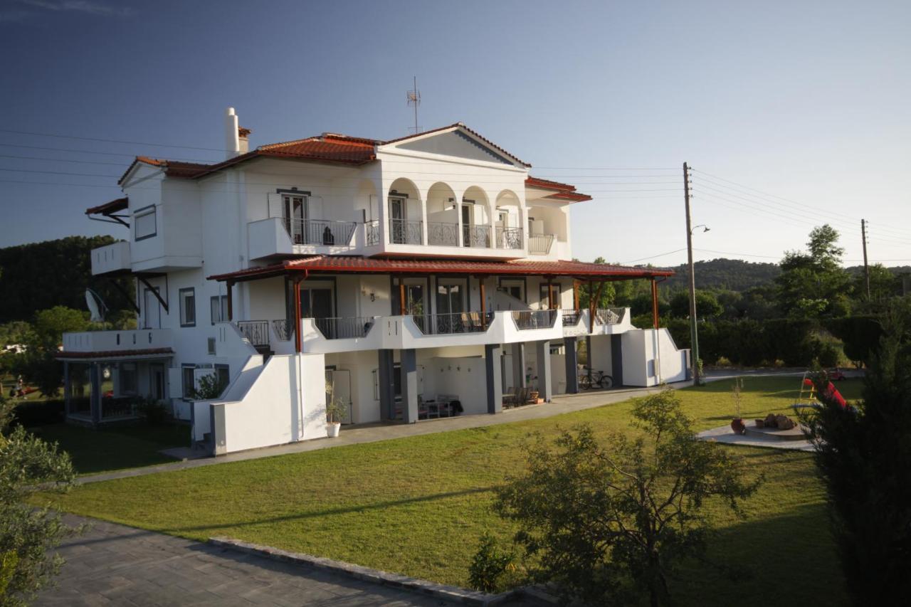 Zephyros Family Apartments Ormos Panagias Exterior foto