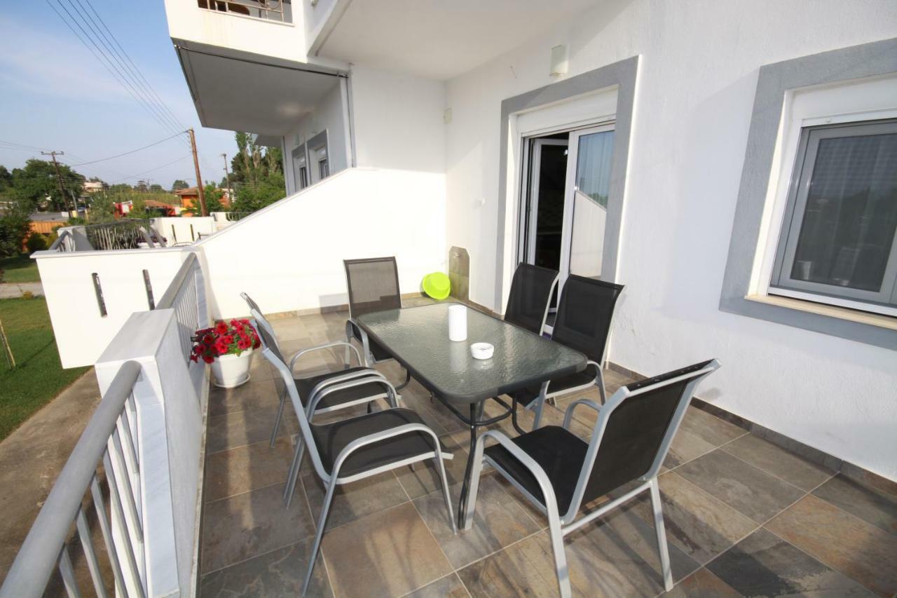 Zephyros Family Apartments Ormos Panagias Exterior foto
